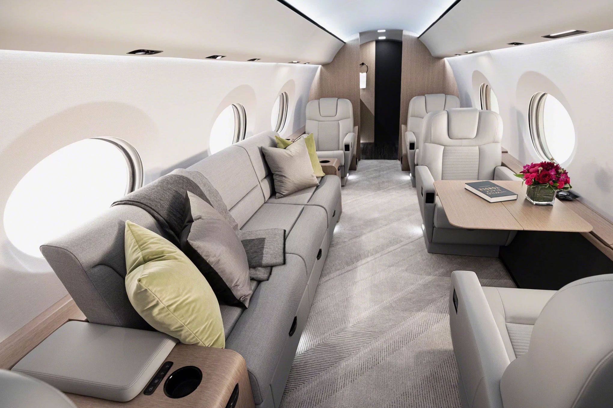 Gulfstream G400 — view 3