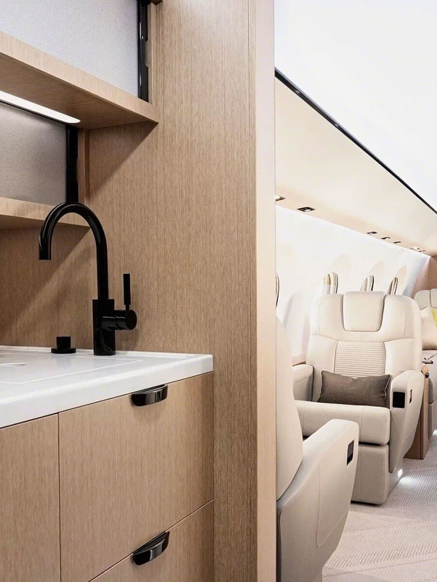 Gulfstream G400 — view 12