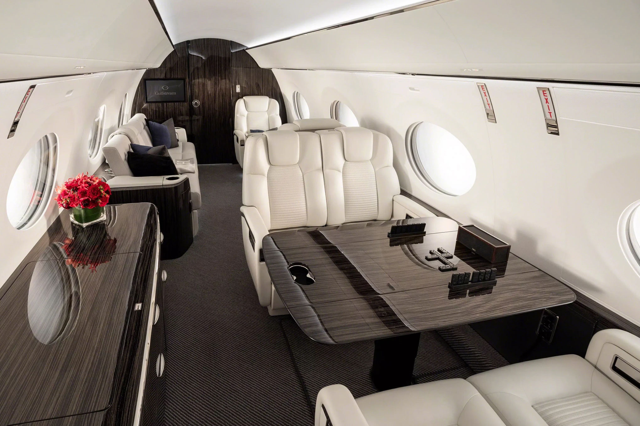 Gulfstream G500 — view 2