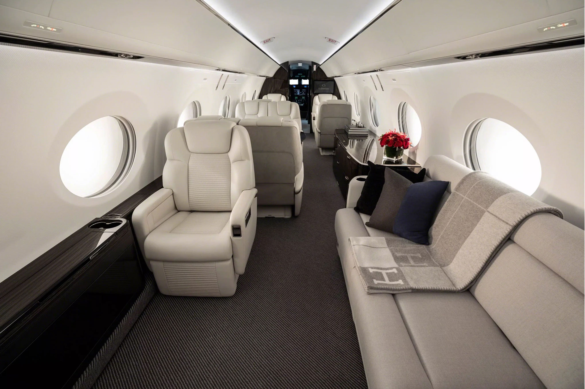 Gulfstream G500 — view 6