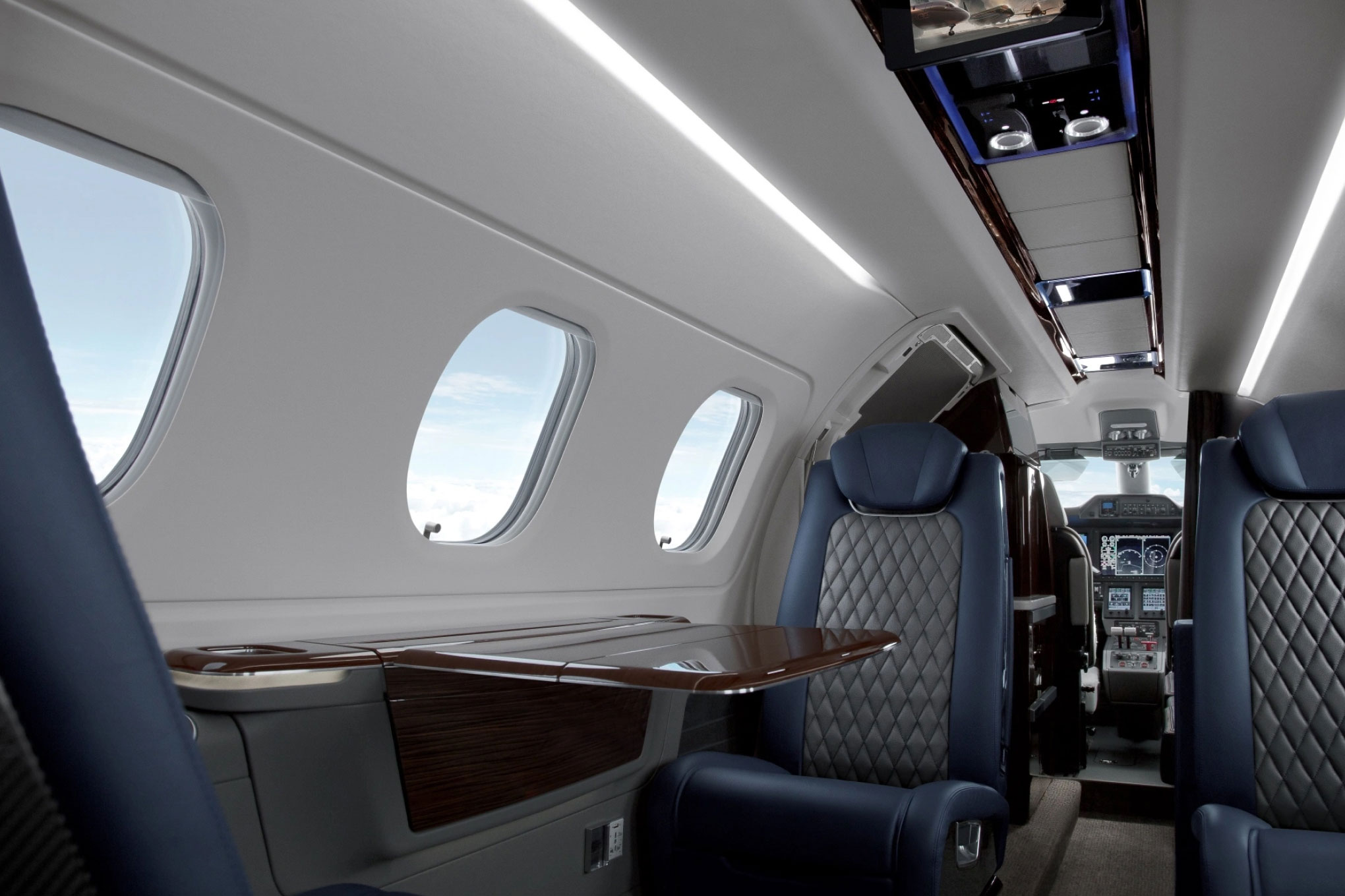Phenom 300E — view 6